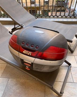 Bauletto moto Givi V46