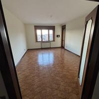 Grande appartamento zona residenziale su due piani