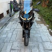 Bmw f900xr triple black full optional