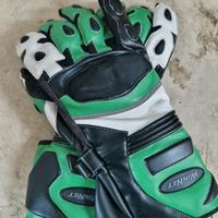 Guanti moto