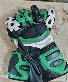 Guanti moto