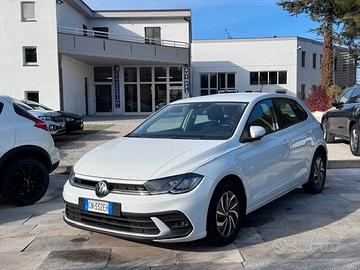 Volkswagen Polo 1.0 TSI benzina 5 porte 5 posti 95
