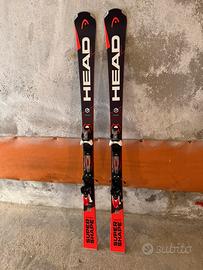 Sci discesa e sci fondo