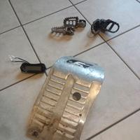 Piastra protezione gas gas originale