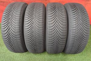 215 65 17 Gomme Invern 2019 95% Michelin 215 65R17