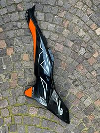 Fianchetto Destro Serbatoio KTM 890 SMT