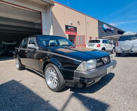 Alfa Romeo 75 1.8i turbo America