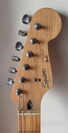 Fender Squier Stratocaster Japan
