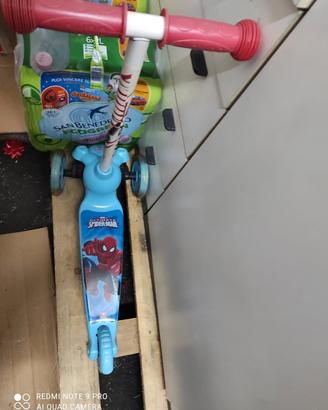 monopattino spiderman 