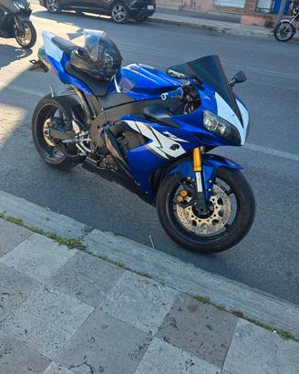carenae e altri componenti yamaha  R1 2006 