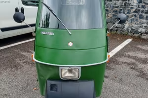 Ape 50