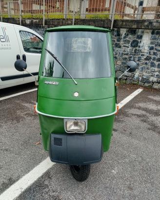 Ape 50