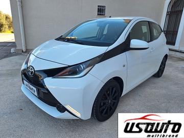Toyota Aygo 1.0 69 CV 5 porte x-play RETROCAMERA F