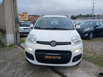 Fiat Panda 0.9 TwinAir Turbo Natural Power Lounge