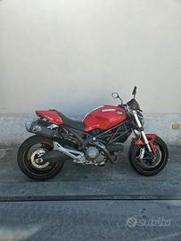 Ducati Monster 696+ 2010