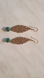 orecchini con foglie e pietre 