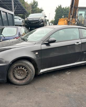 Ricambi Alfa Romeo GT 937A5000 2005 nero