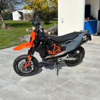 Ktm 690 smc r 2022 incidentata