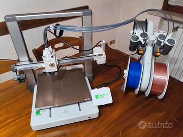 Bambu Lab A1 Combo (Pari al nuovo, 244h)