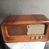 Radio Vintage "Magnadyne" (anni 50)