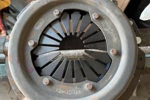 Spingidisco Fiat 124 berlina familiare dal 1969