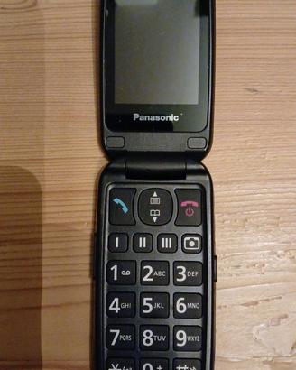 Cellulare senior Panasonic per anziani
