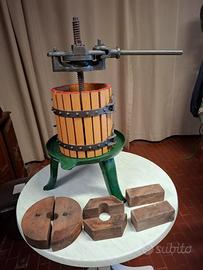 strettoio per vin santo