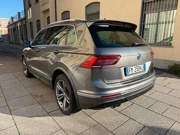 VOLKSWAGEN TIGUAN 2.0 150CV R-LINE 2017 EURO 6B