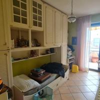 Cameretta completa (Amadio ponte, letto e comò)