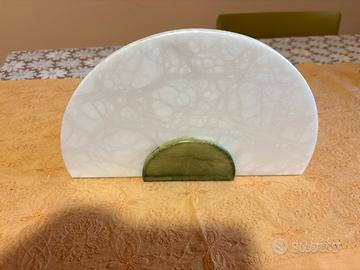 Lampada in marmo bianco e verde