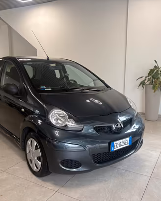 Toyota Aygo 1.0 12V VVT-i 5 porte Deep Ocean Conne