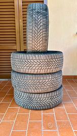 4 BRIDGESTONE INVERNALI - 215 50 18