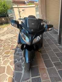 SUZUKI BURGMAN 650