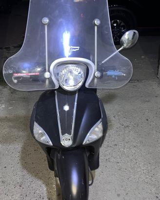 Liberty 50 4 tempi venduto a pezzi