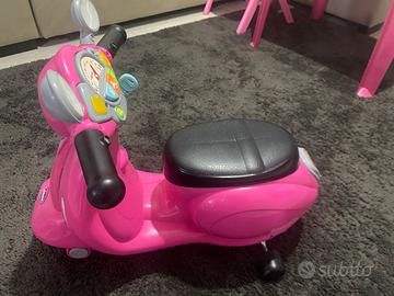 Vespa rosa