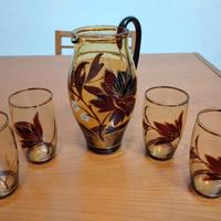 Caraffa e bicchieri antichi