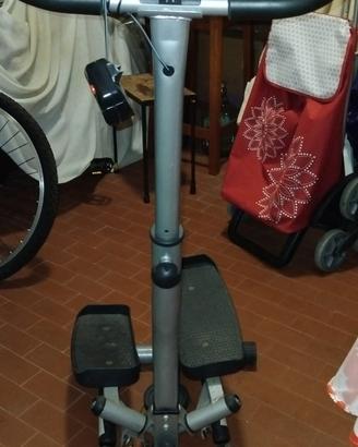 Stepper richiudibile con manubrio