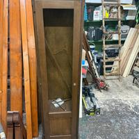 Credenza da sala in legno di castagno fatta a mano