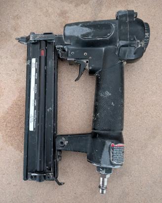 chiodatrice pneumatica