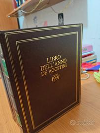 Trilogia "Libro dell'anno De Agostini" 