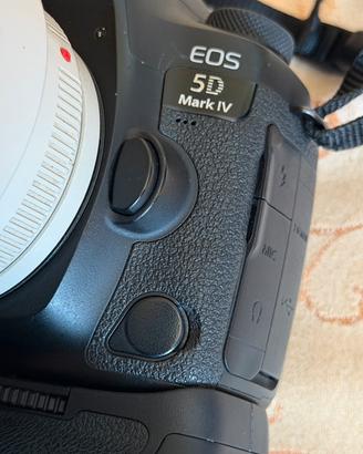 Canon EOS 5D mark IV