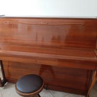 pianoforte verticale Ronish
