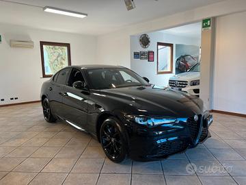 Alfa Romeo Giulia 2.0 Turbo 280 CV AT8 AWD Q4 Spri