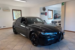 Alfa Romeo Giulia 2.0 Turbo 280 CV AT8 AWD Q4 Spri