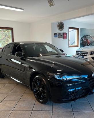 Alfa Romeo Giulia 2.0 Turbo 280 CV AT8 AWD Q4 Spri