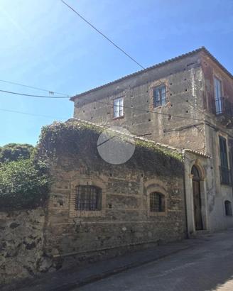 VILLA SINGOLA A ALÌ TERME