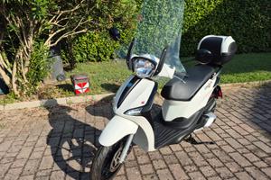Scooter marca: Piaggio Modello: Liberty 125 ABS im