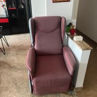 Poltrona alza persone elettrica
