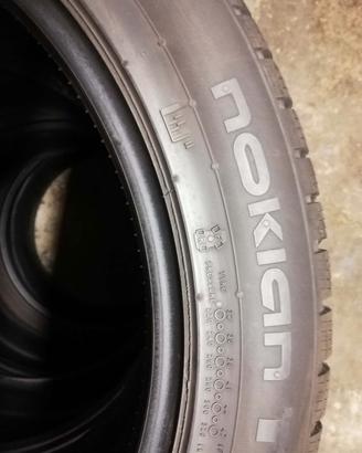 Gomme invernali Nokian 245/45R18