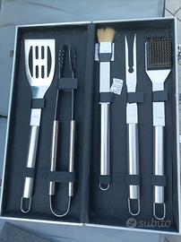 attrezzi barbecue